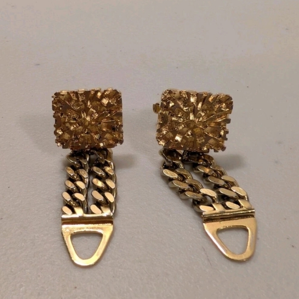 Vintage Gold Color Cufflinks With Link Chain retro